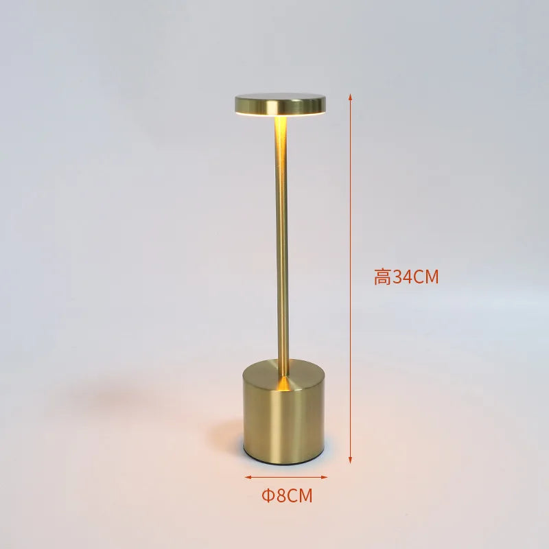 Lámpara de mesa clásica - carga USB