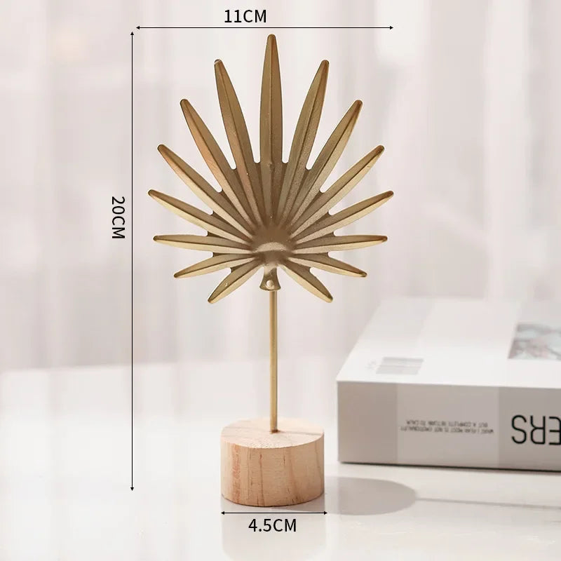 Figuras de hojas - metal dorado