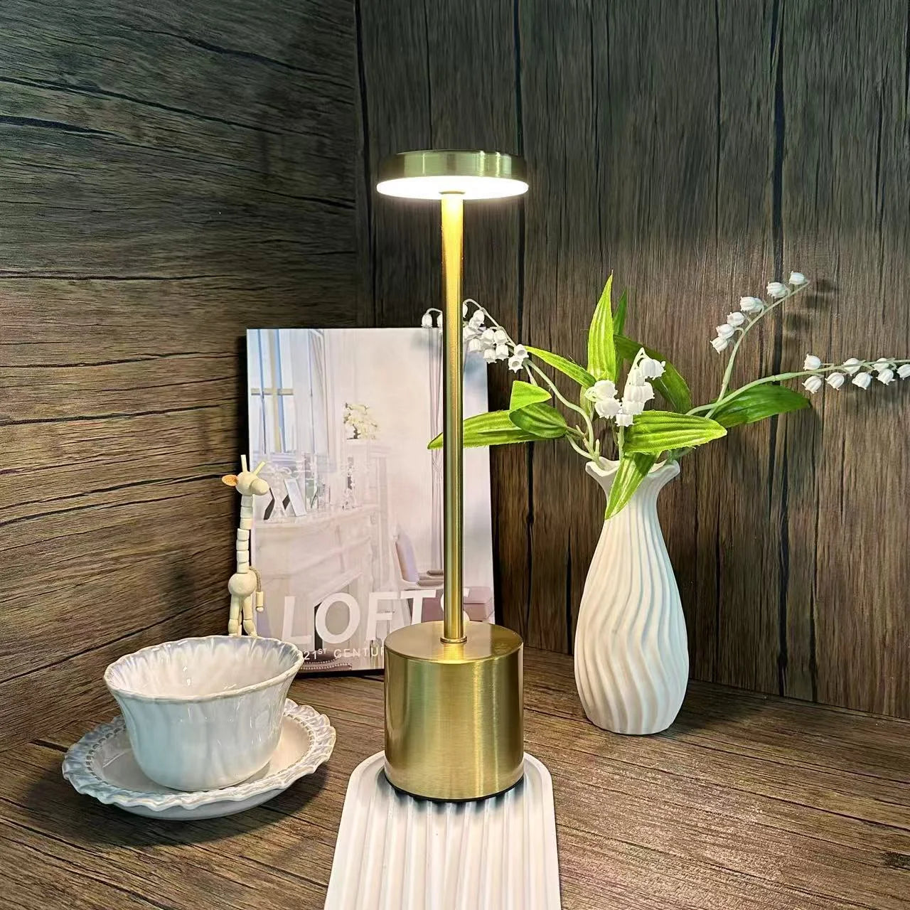 Lámpara de mesa clásica - carga USB